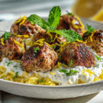 boulettes grecques orzo citron avec crème de feta onctueuse