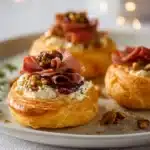 Chou salé au magret de canard, confit d'oignon et noix, une délicieuse recette