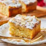 Crumble Squares aux amandes - un dessert irrésistible et savoureux